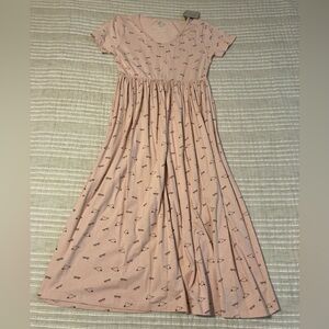 Kate Quinn heart dress